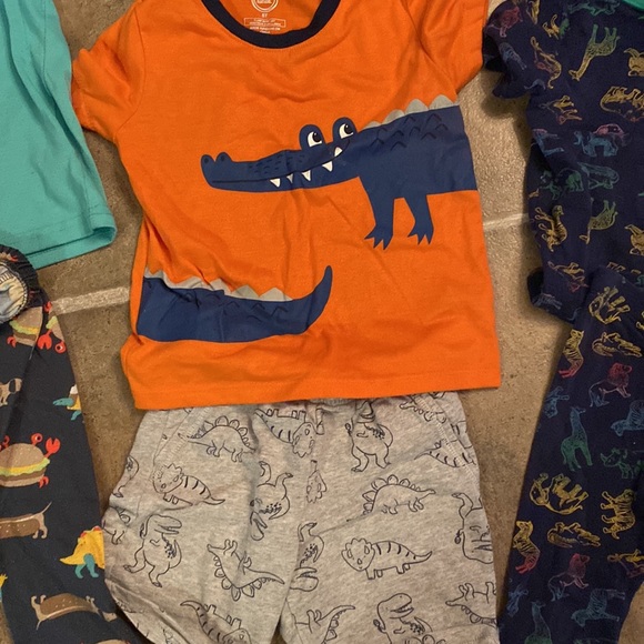 Pajama bundle - Picture 4 of 8